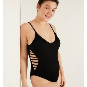 VS PINK STRAPPY SIDE RIBBED ONE PIECE▪︎S
